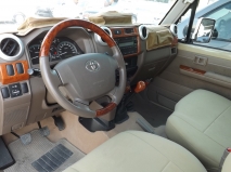 للبيع تويوتا Land Cruiser  2011