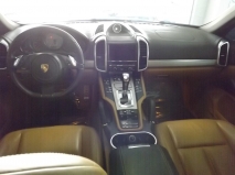 للبيع بورش Cayenne turbo 2011