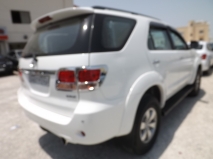 للبيع تويوتا Fortuner 2008
