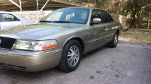 للبيع فورد Grand Marquis 2003