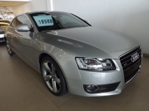 للبيع أودي A5 2009