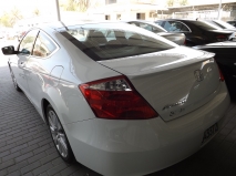 للبيع هوندا Accord 2009