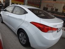 للبيع هونداي Elantra 2012