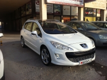 للبيع بيجوت  2010