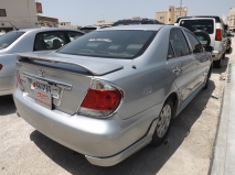 للبيع تويوتا camry 2005