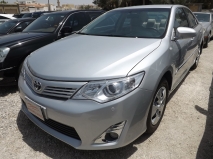 للبيع تويوتا camry 2013