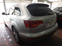 للبيع أودي Q7 2007