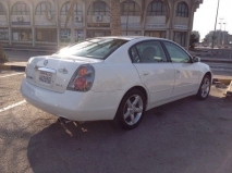 للبيع نيسان Altima 2005