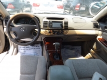 للبيع تويوتا camry 2005