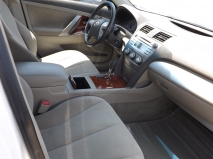 للبيع تويوتا camry 2011