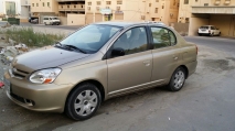 للبيع تويوتا Yaris 2004