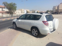 للبيع تويوتا RAV4 2011