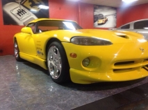 للبيع دودج Viper 1999