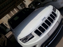 للبيع جيب Grand Cherokee 2014