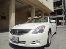 للبيع نيسان Altima 2012