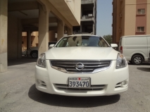 للبيع نيسان Altima 2012