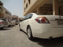 للبيع نيسان Altima 2012