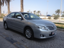 للبيع تويوتا camry 2010