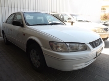 للبيع تويوتا camry 2000