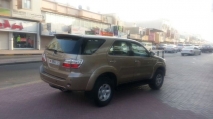 للبيع تويوتا Fortuner 2011