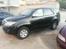 للبيع تويوتا Fortuner 2006