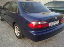 للبيع هوندا Accord 2002