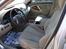 للبيع تويوتا camry 2010