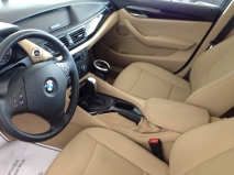 للبيع بي ام دبليو X1 2011