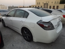 للبيع نيسان Altima 2009