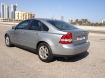 للبيع فولفو S40 2006