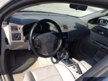 للبيع فولفو S40 2006