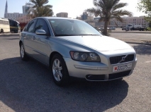 للبيع فولفو S40 2006