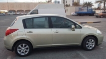 للبيع نيسان Tidda 2008