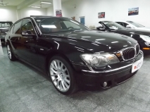 للبيع بي ام دبليو 740 2006