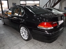 للبيع بي ام دبليو 740 2006