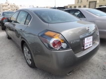 للبيع نيسان Altima 2008