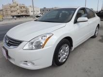 للبيع نيسان Altima 2010