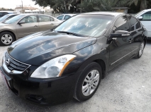 للبيع نيسان Altima 2012