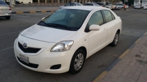 للبيع تويوتا Yaris 2012