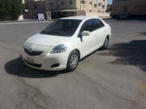 للبيع تويوتا Yaris 2013