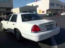 للبيع فورد Crown Victoria 2004