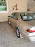 للبيع تويوتا camry 2000