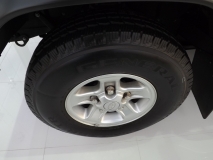 للبيع لاند روفر DEFENDER 2009