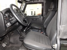 للبيع لاند روفر DEFENDER 2009