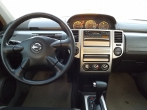 للبيع نيسان  2011
