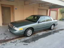 للبيع فورد Crown Victoria 2005