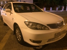 للبيع تويوتا camry 2006