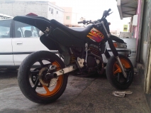 للبيع دراجات نارية Yamaha 2000 2