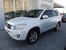 للبيع تويوتا RAV4 2011