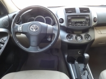 للبيع تويوتا RAV4 2011